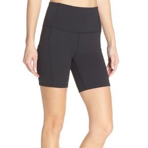 Zella Live In High Waist Pocket Bike Shorts